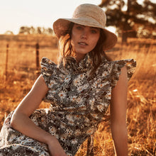 Load image into Gallery viewer, Oodnadatta Bucket Hat in Natural