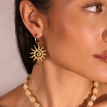 Load image into Gallery viewer, Liora Earrings
