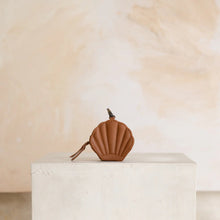 Load image into Gallery viewer, Koa Purse Textured Tan