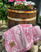 Load image into Gallery viewer, Beads Organic Towel