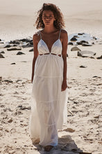 Load image into Gallery viewer, Benita White Maxi Dress