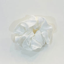 Load image into Gallery viewer, Mac Ecovero Satin Scrunchie