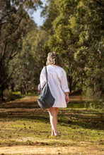 Load image into Gallery viewer, Journey Linen Tote Contrast Stitching