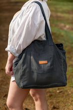 Load image into Gallery viewer, Journey Linen Tote Contrast Stitching