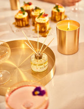 Load image into Gallery viewer, Holiday: Blossom & Spiced Vanilla Mini Diffuser