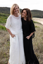 Load image into Gallery viewer, Olivia Linen Top Off White