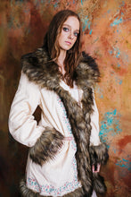 Load image into Gallery viewer, Wildflower Penny Lane Coat Dust