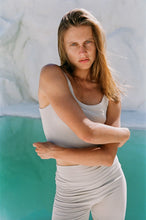 Load image into Gallery viewer, Movement Tank Sand