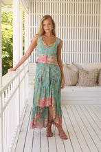 Load image into Gallery viewer, Meadowland Print Dewdrop Skirt