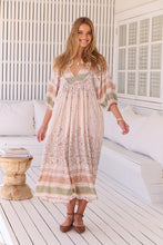 Load image into Gallery viewer, Mist Flower Boheme Midi