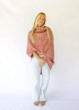 Load image into Gallery viewer, Poncho Gooseberry