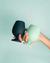 Load image into Gallery viewer, Stemm Unbreakable Silicone Tumblers Set 2