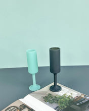 Load image into Gallery viewer, Seff Unbreakable Silicone Champagne Flutes Set 2