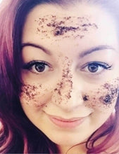 Load image into Gallery viewer, Bellini body scrub
