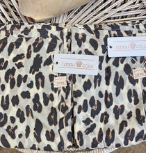 Load image into Gallery viewer, Isle Sarong Classic Leopard