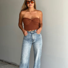 Load image into Gallery viewer, Wide Leg Crop Jean Light Blue