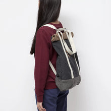 Load image into Gallery viewer, Hendrik Tote/ Backpack Black