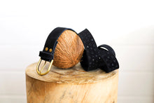 Load image into Gallery viewer, Chloe Belt Suede Noir