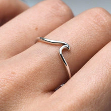 Load image into Gallery viewer, Dainty Ocean Ripple Ring