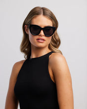 Load image into Gallery viewer, The Forever Jett Black