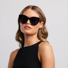 Load image into Gallery viewer, The Forever Jett Black