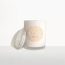 Load image into Gallery viewer, Vanilla & Tonka Bean Metro Candle