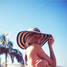 Load image into Gallery viewer, The Rolling Stone Navy Stripe
