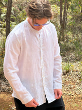 Load image into Gallery viewer, Breakwater Men&#39;s Linen Shirt White
