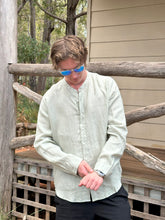 Load image into Gallery viewer, Breakwater Men&#39;s Linen Shirt Seafoam
