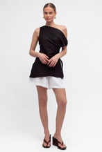 Load image into Gallery viewer, Mia Off Shoulder Top 100% Linen

