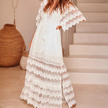 Load image into Gallery viewer, Bungalow Maxi White
