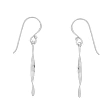 Load image into Gallery viewer, Rhythmic Earrings Silver
