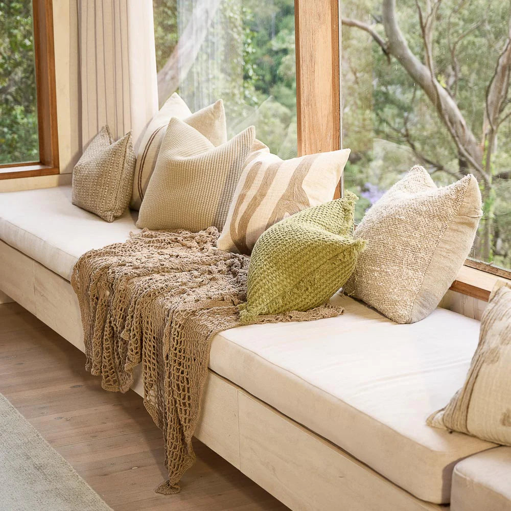 Tully Throw Natural - Desert to Ocean