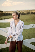 Load image into Gallery viewer, Lavett Linen Blouse
