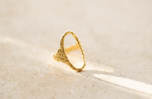 Load image into Gallery viewer, Elara Round Shaped 18Kt Yellow Gold Plated Ring
