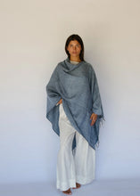 Load image into Gallery viewer, Poncho Denim
