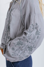 Load image into Gallery viewer, Desert Bloom Blouse Silvermoon
