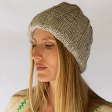 Load image into Gallery viewer, Ida Beanie assorted Colours
