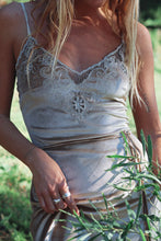 Load image into Gallery viewer, Indie Hendrix Midi Dress Champagne
