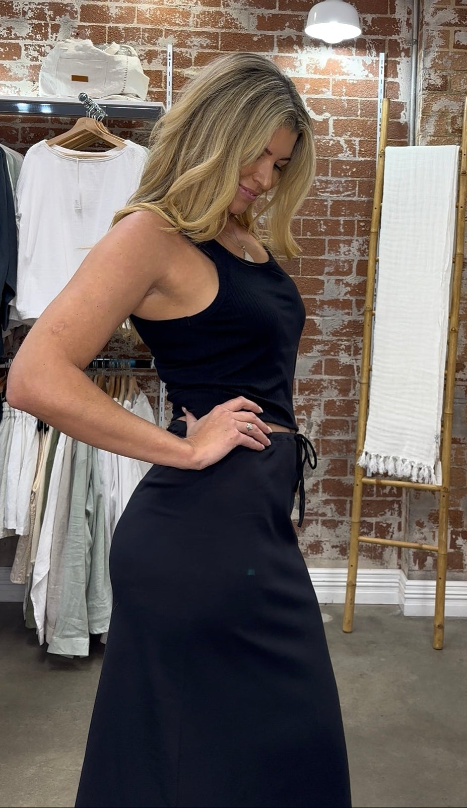 Balance Tank Ecovero Midnight