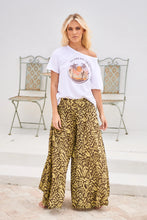 Load image into Gallery viewer, Island Dreaming Tee
