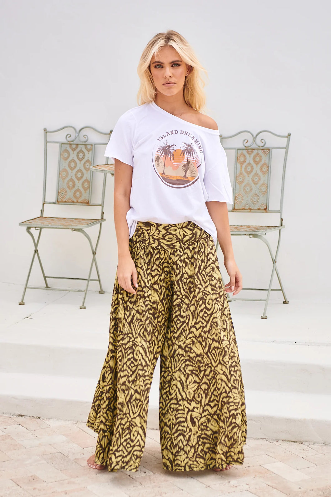Island Dreaming Tee