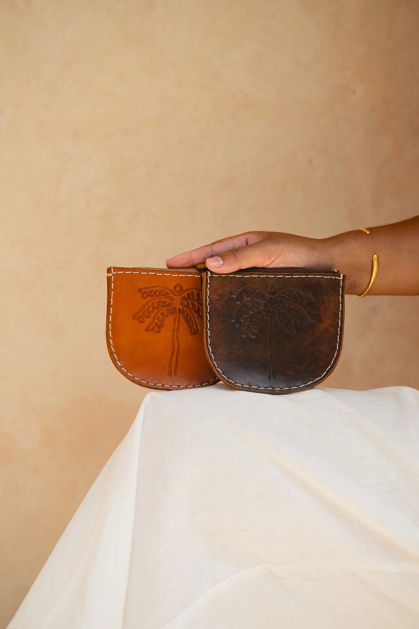 Palms Pouch Vintage Tan