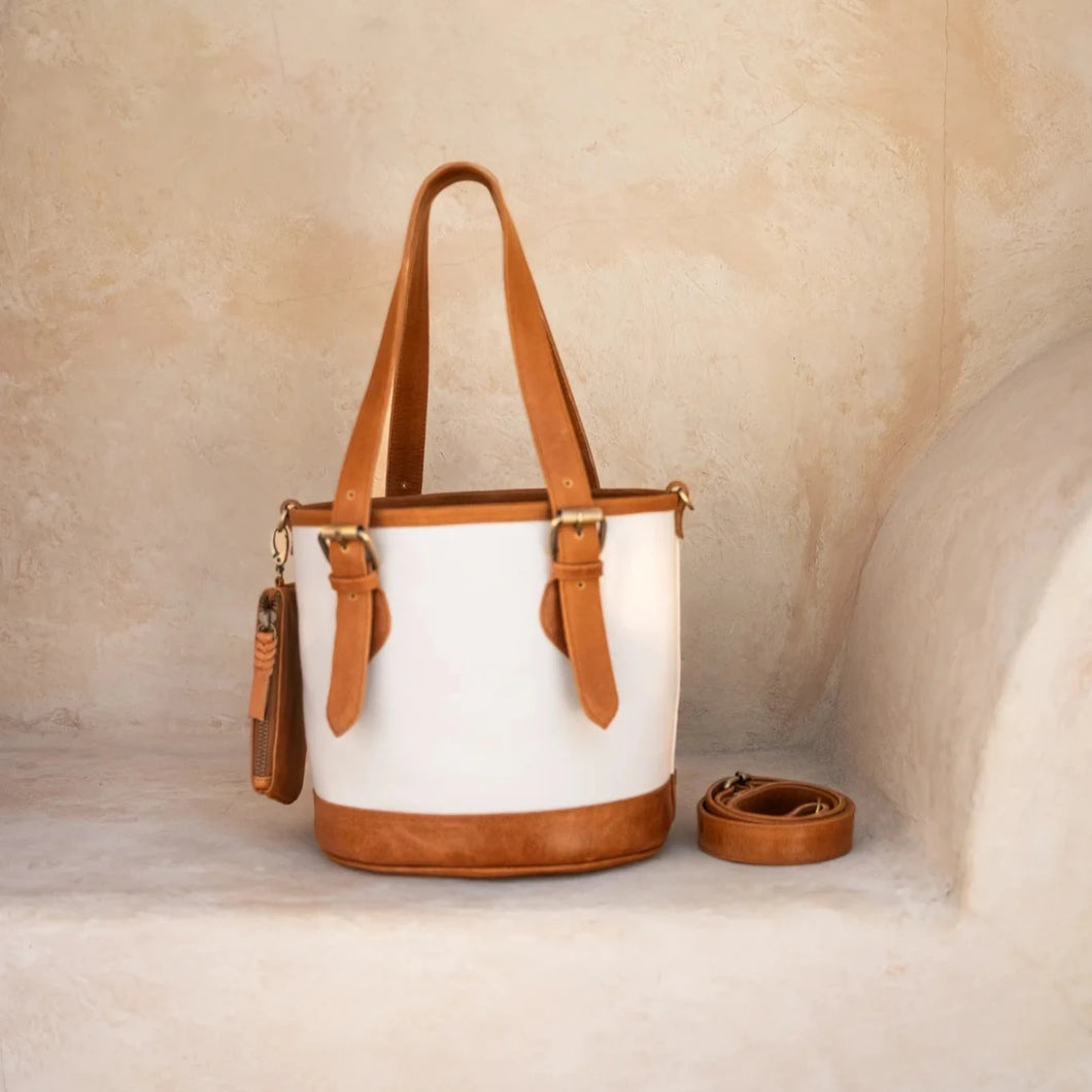 Petra Bucket Bag Chestnut Antique