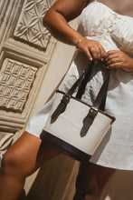 Load image into Gallery viewer, Petra Bucket Bag Cocoa
