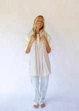 Load image into Gallery viewer, Scarf/Shawl Oatmeal
