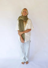 Load image into Gallery viewer, Scarf/Shawl Pistachio

