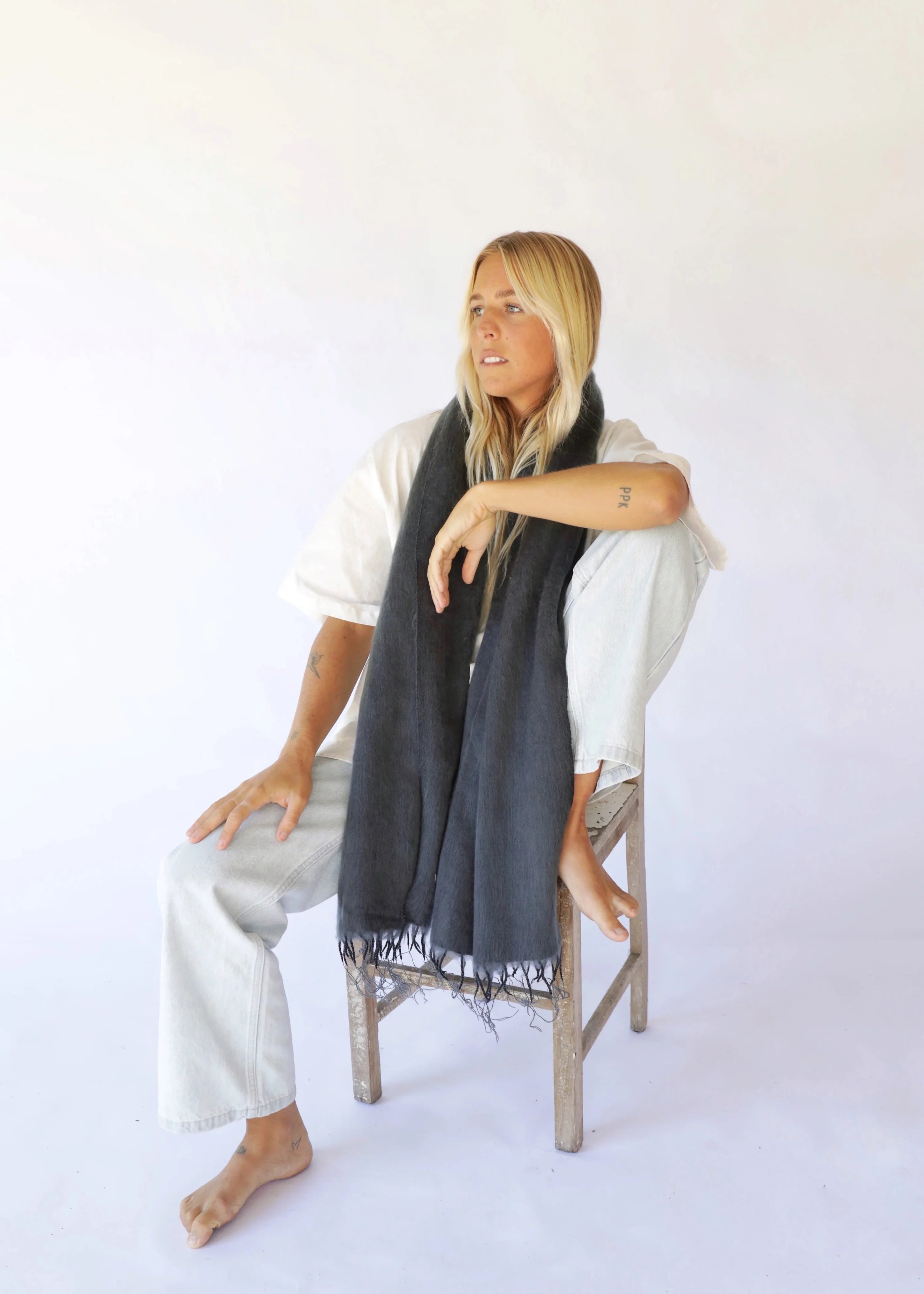 Scarf/Shawl Charcoal