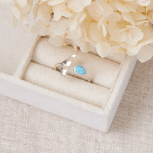 Load image into Gallery viewer, Whale Tail Opal Ring Lg
