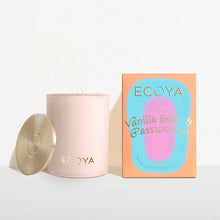 Load image into Gallery viewer, Vanilla Bean &amp; Passionfruit Madison Candle
